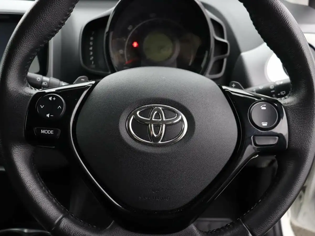 2020-toyota-aygo-10-vvt-i-x-trend-x-shift-big-22