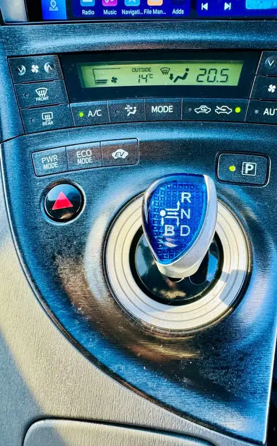 2009-toyota-prius-18-vvt-i-t3-big-15