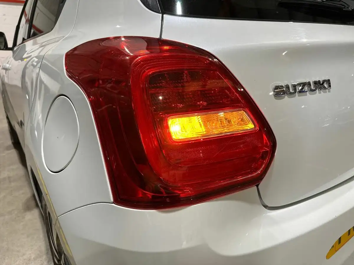 2019-suzuki-swift-10-boosterjet-sz5-auto-big-25