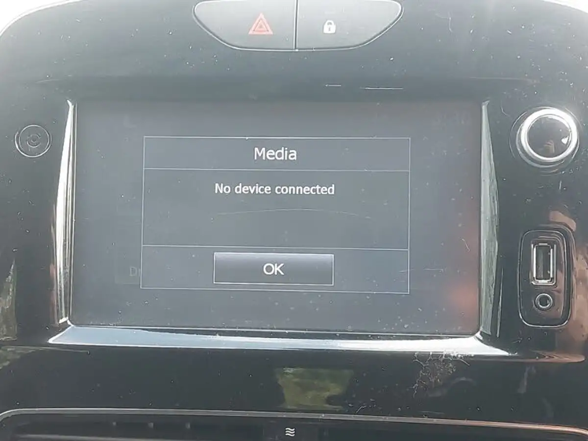 2018-renault-clio-12-dynamique-nav-big-14
