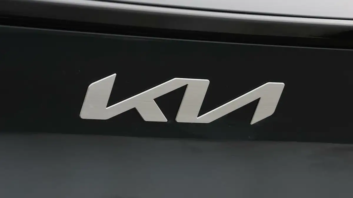 2023-kia-sportage-16-t-gdi-2-148bhp-big-20