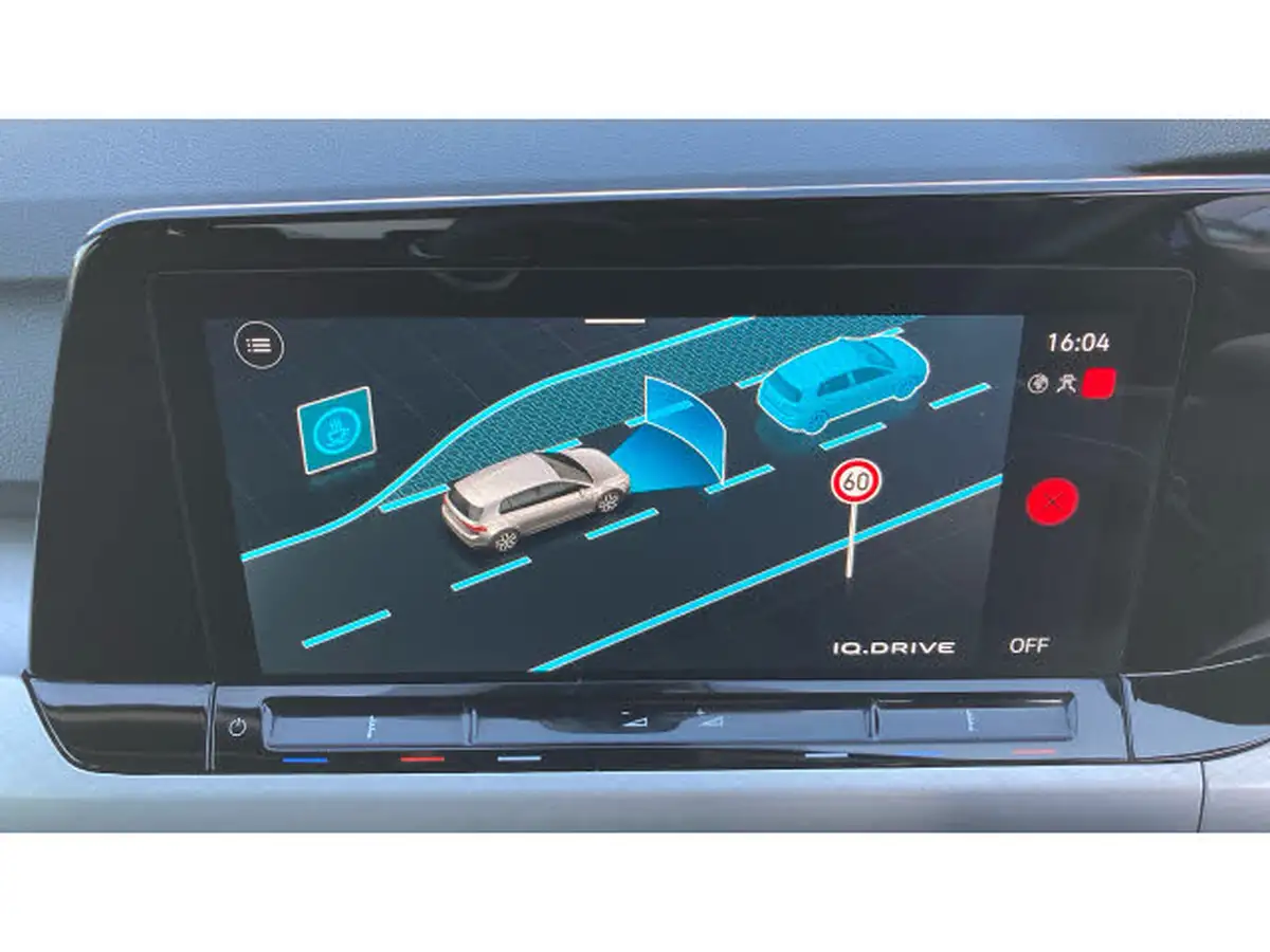 2023-volkswagen-golf-15-tsi-life-130ps-hatchback-big-28