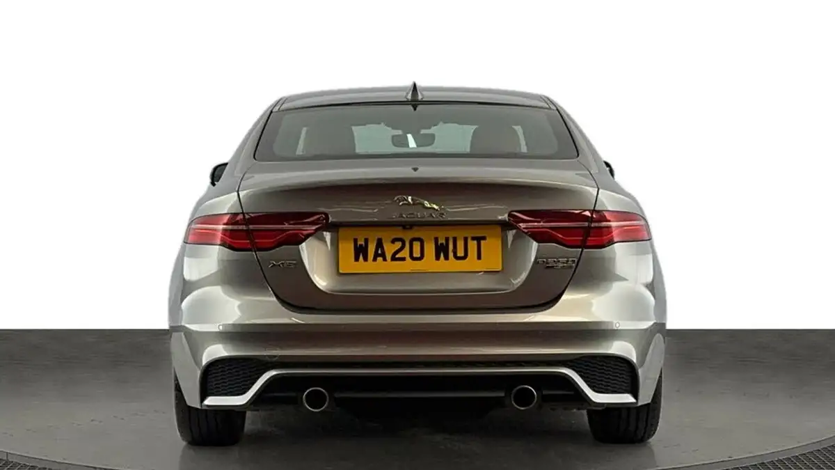 2020-jaguar-xe-20i-r-dynamic-s-250ps-big-4
