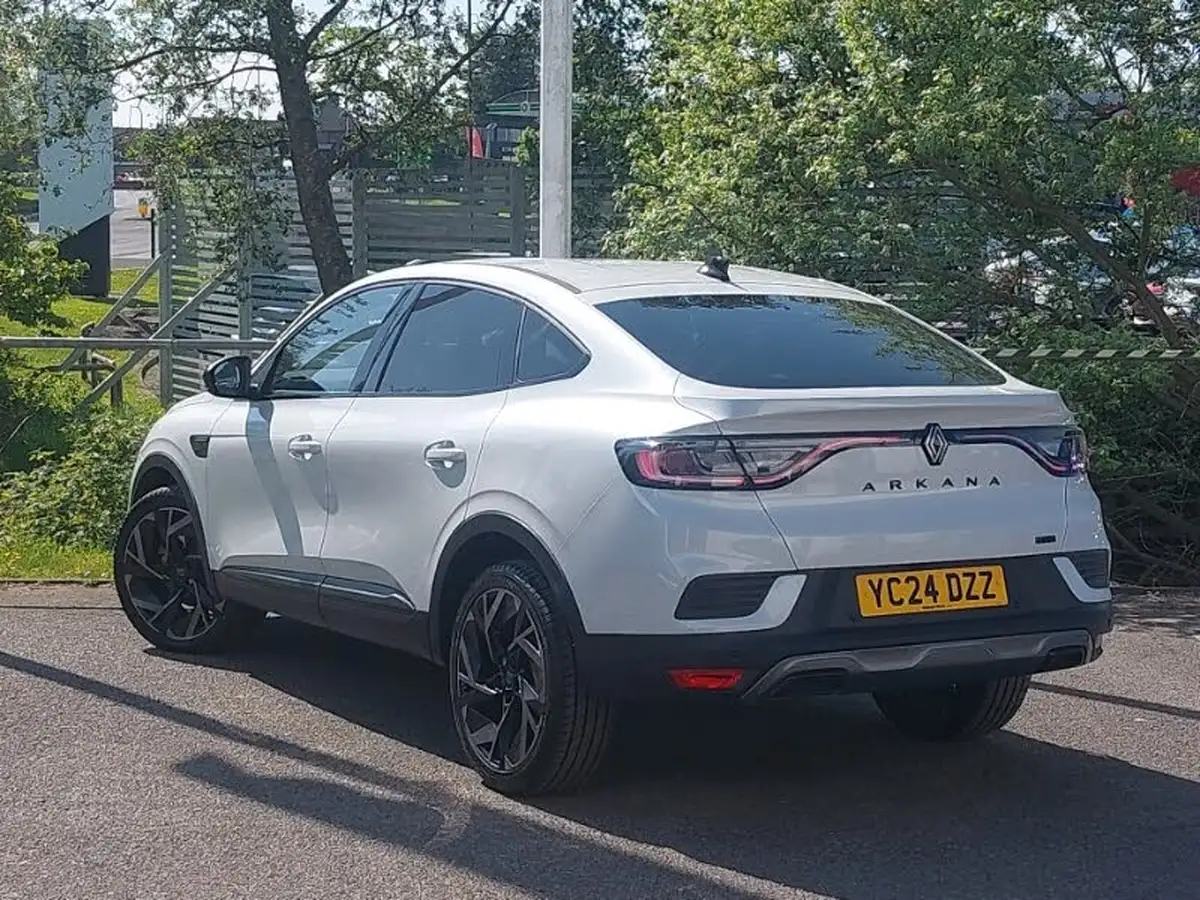 2024-renault-arkana-16-esprit-alpine-big-1