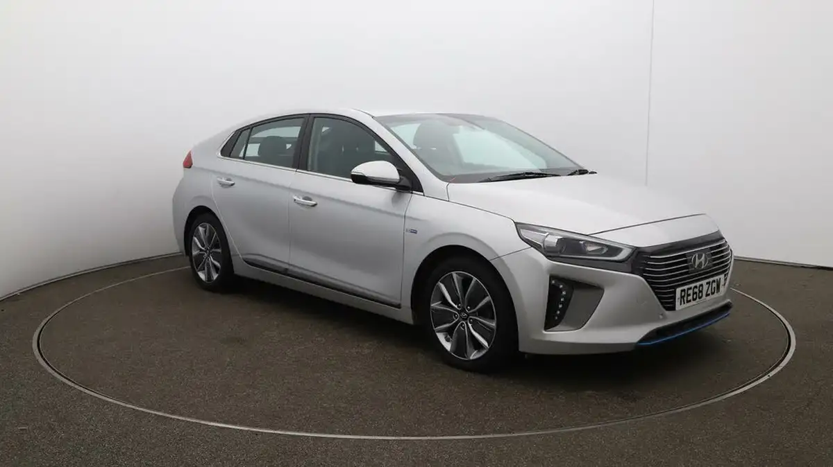 2018-hyundai-ioniq-16-gdi-premium-se-hybrid-big-36