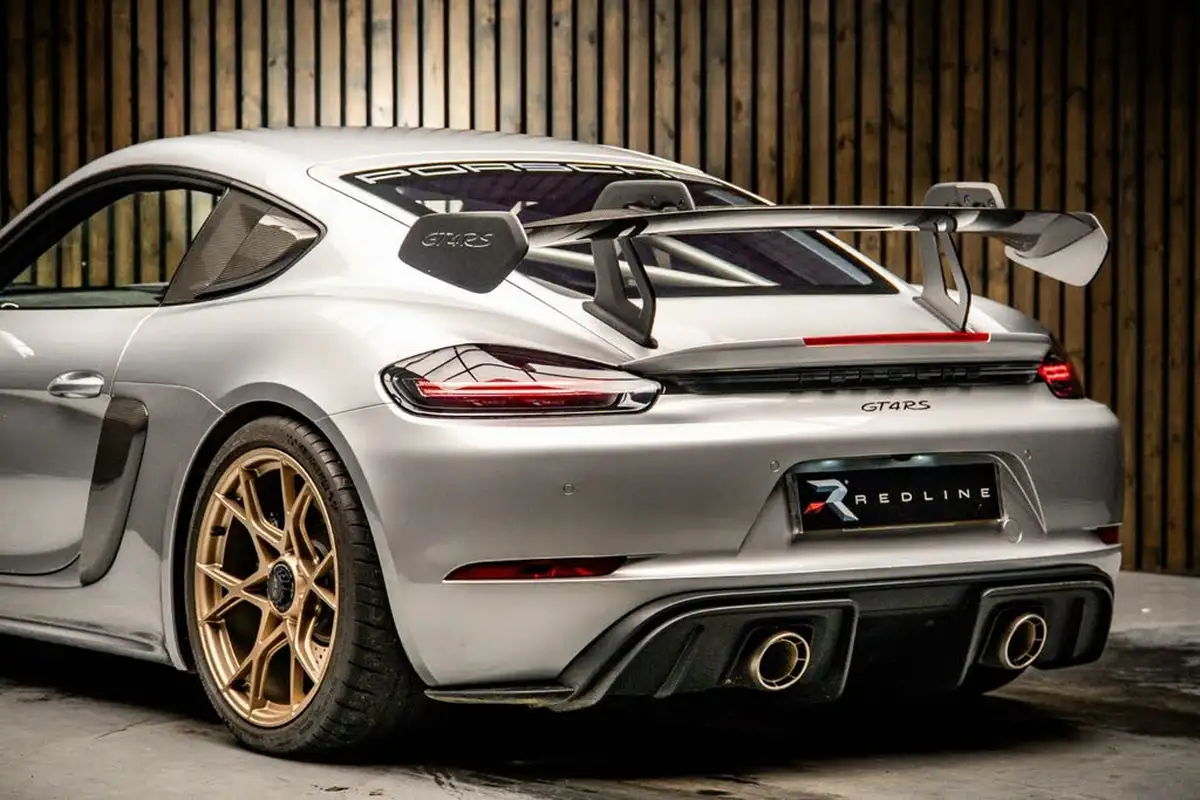 2023-porsche-cayman-718-40-cayman-gt4-rs-big-19