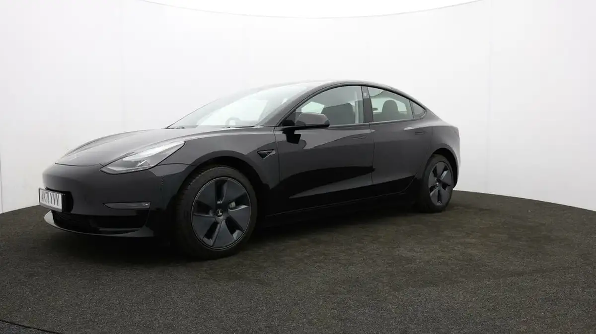2021-tesla-model-3-e-long-range-awd-big-53