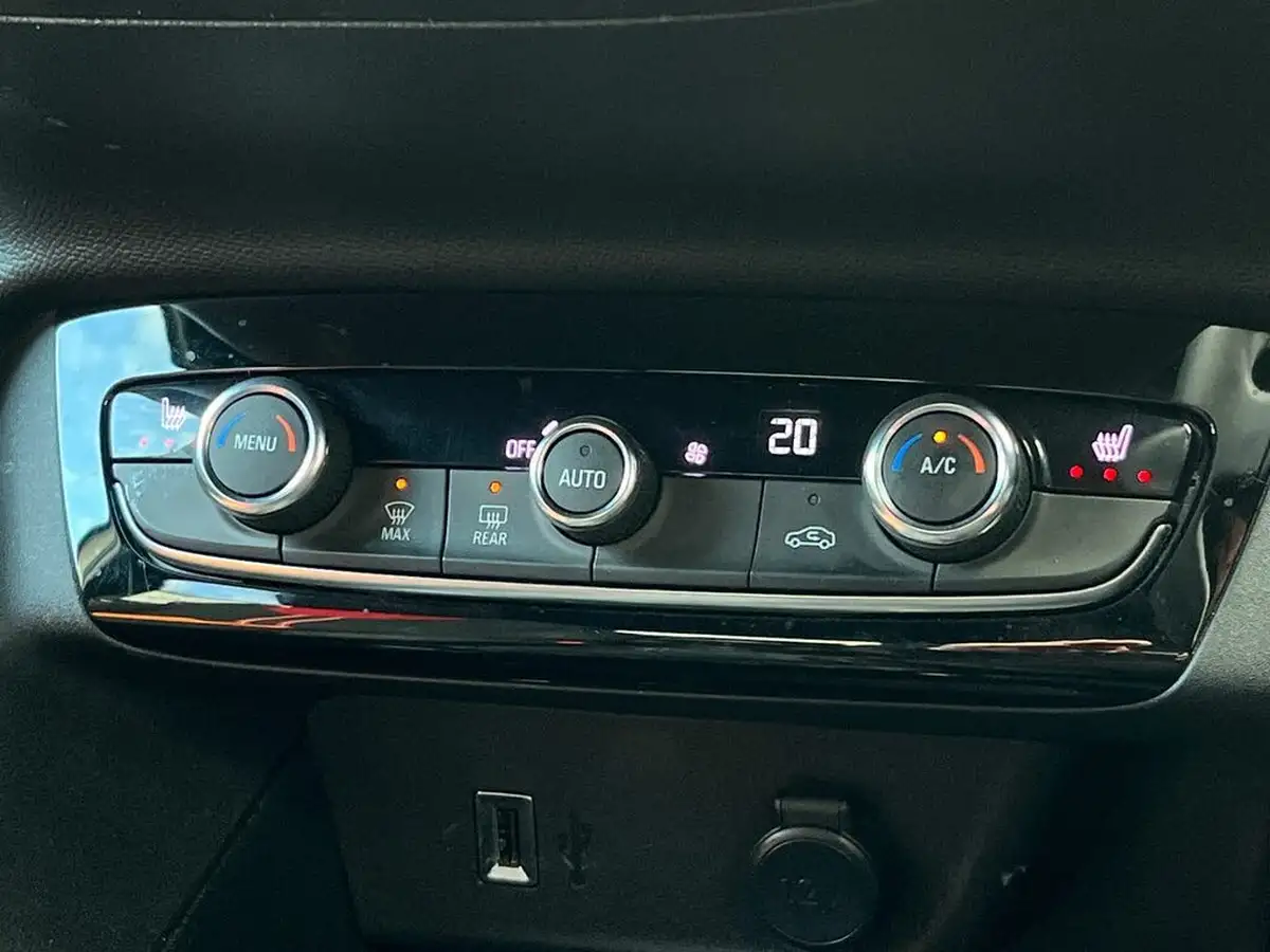 2023-vauxhall-corsa-12-turbo-gs-100ps-big-19