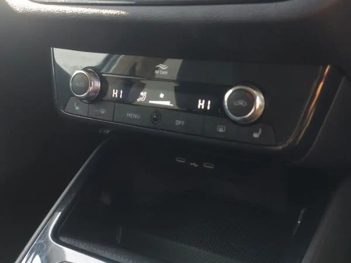 2022-skoda-fabia-10-tsi-colour-edition-109ps-big-14