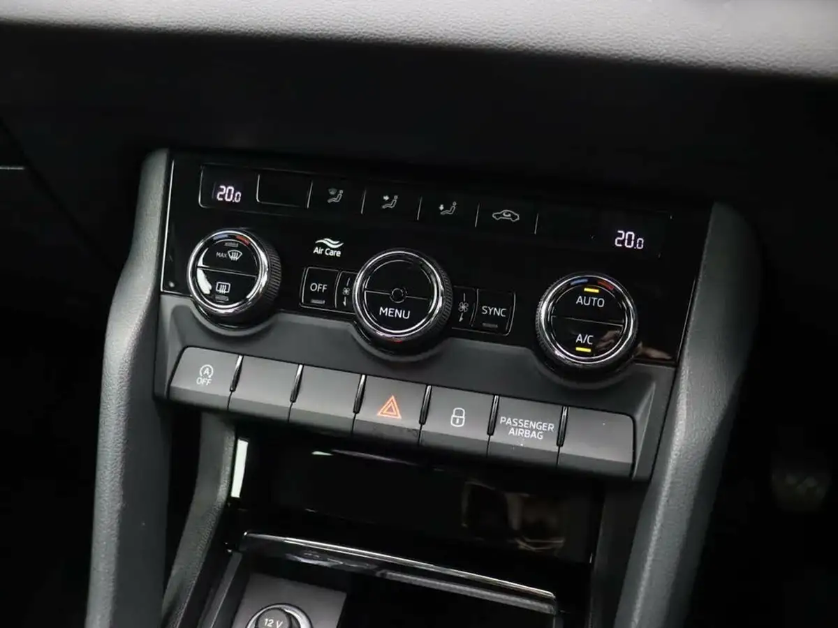 2018-skoda-karoq-10-tsi-se-ss-big-19