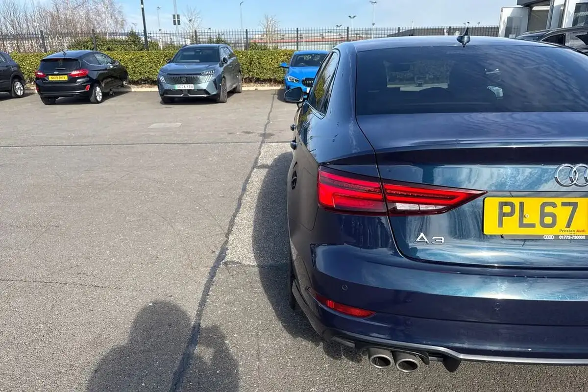 2018-audi-a3-15-tfsi-black-edition-saloon-4d-big-33