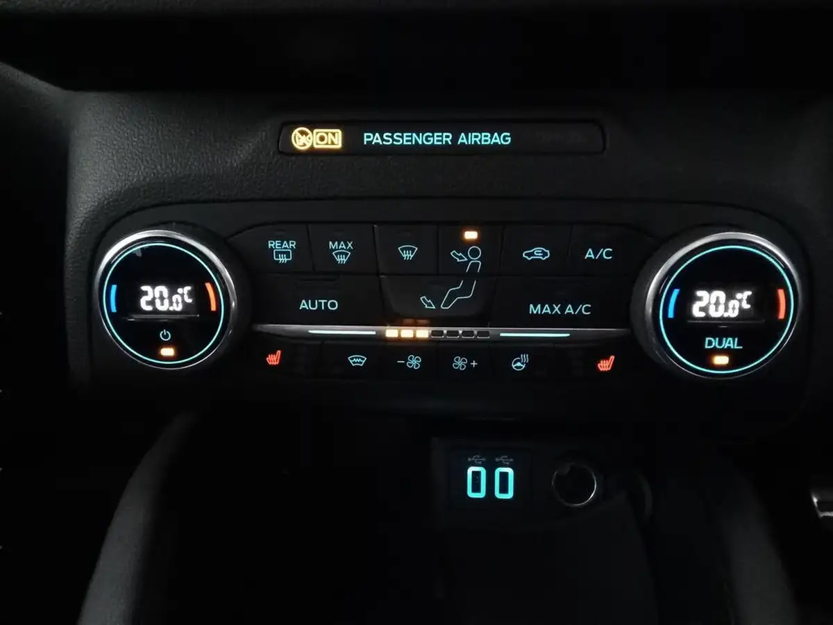 2021-ford-kuga-15-st-line-x-edition-big-23