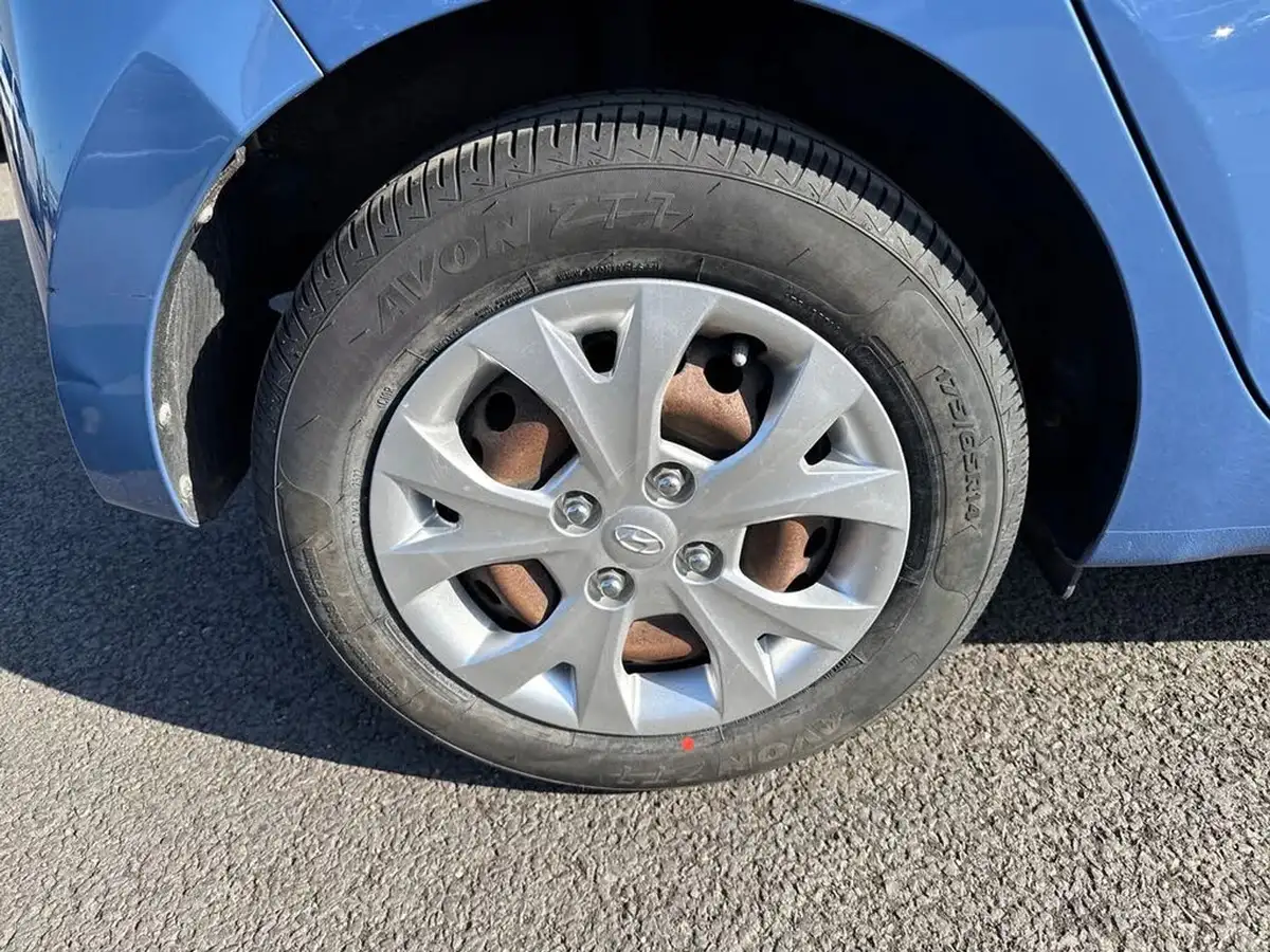 2016-hyundai-i10-10-se-big-15
