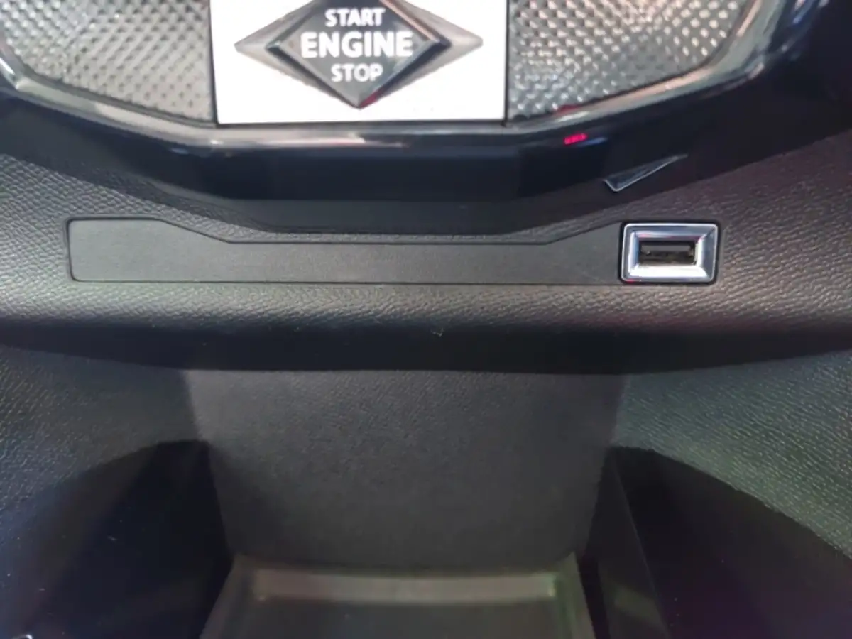 2019-ds-ds-3-crossback-12-puretech-performance-line-100ps-big-15