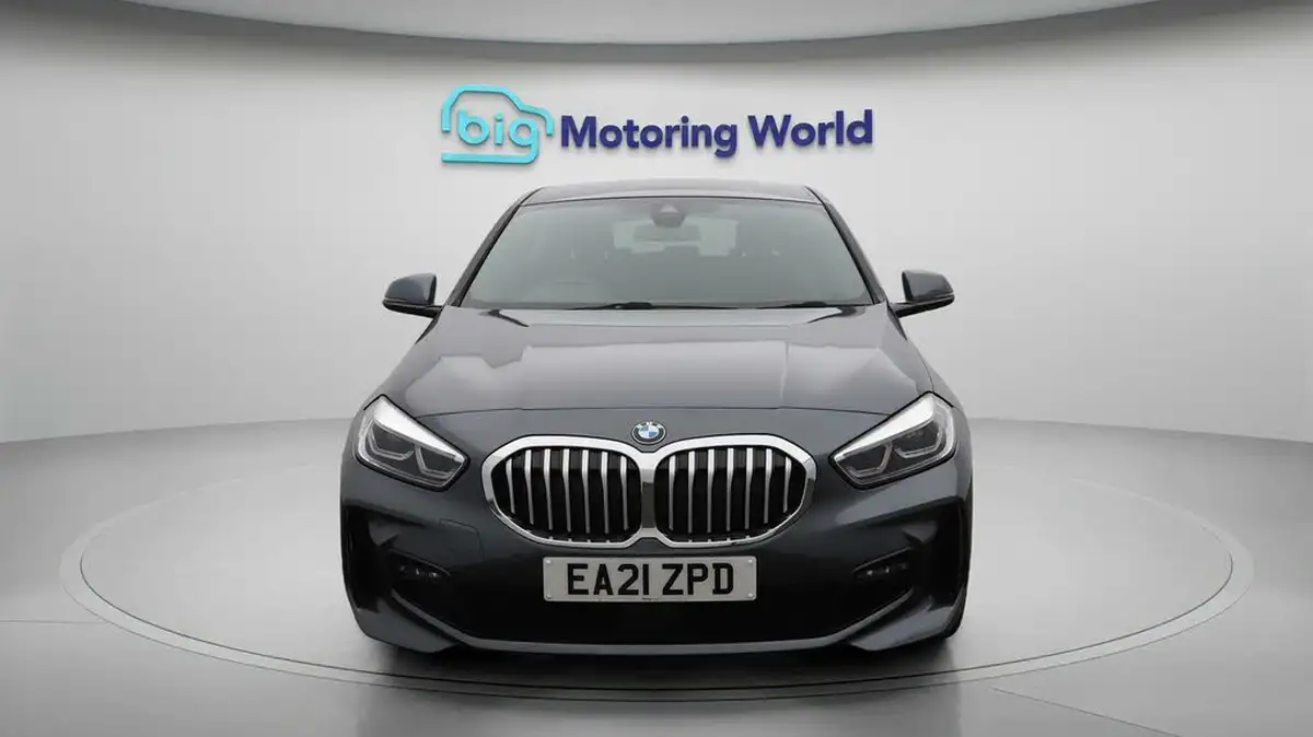 2021-bmw-1-series-15-118i-m-sport-lcp-dct-big-2