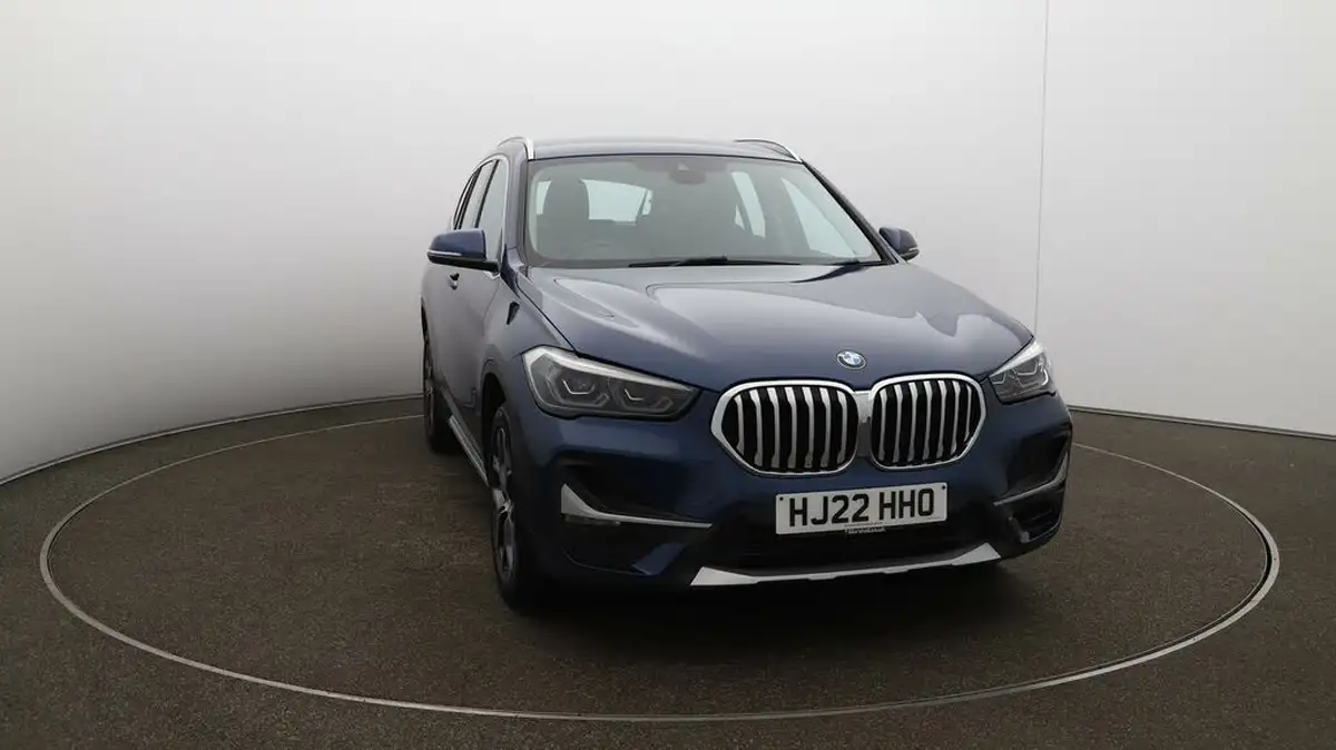 2022-bmw-x1-20-sdrive20i-xline-big-33