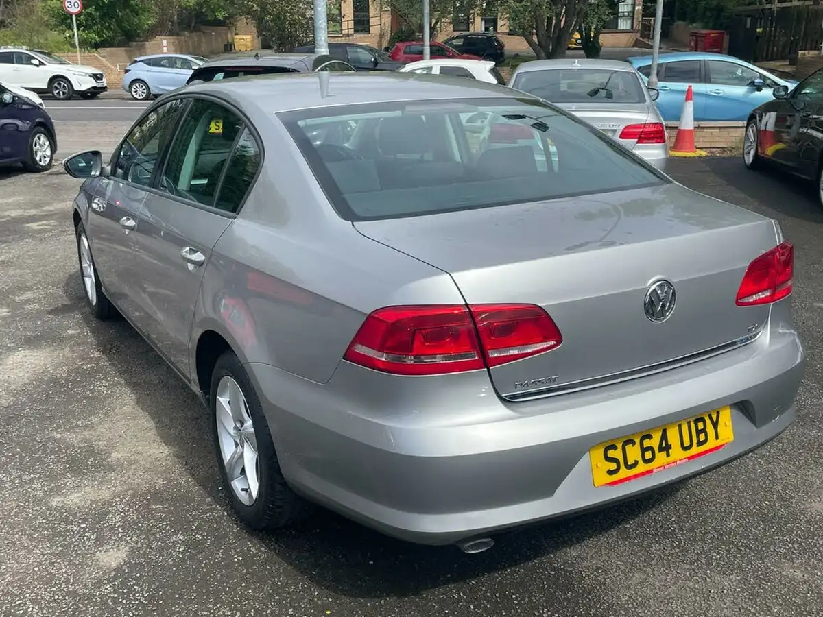 2014-volkswagen-passat-16td-ss-saloon-4d-big-3