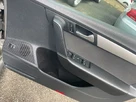 2014-volkswagen-passat-16td-ss-saloon-4d-small-14