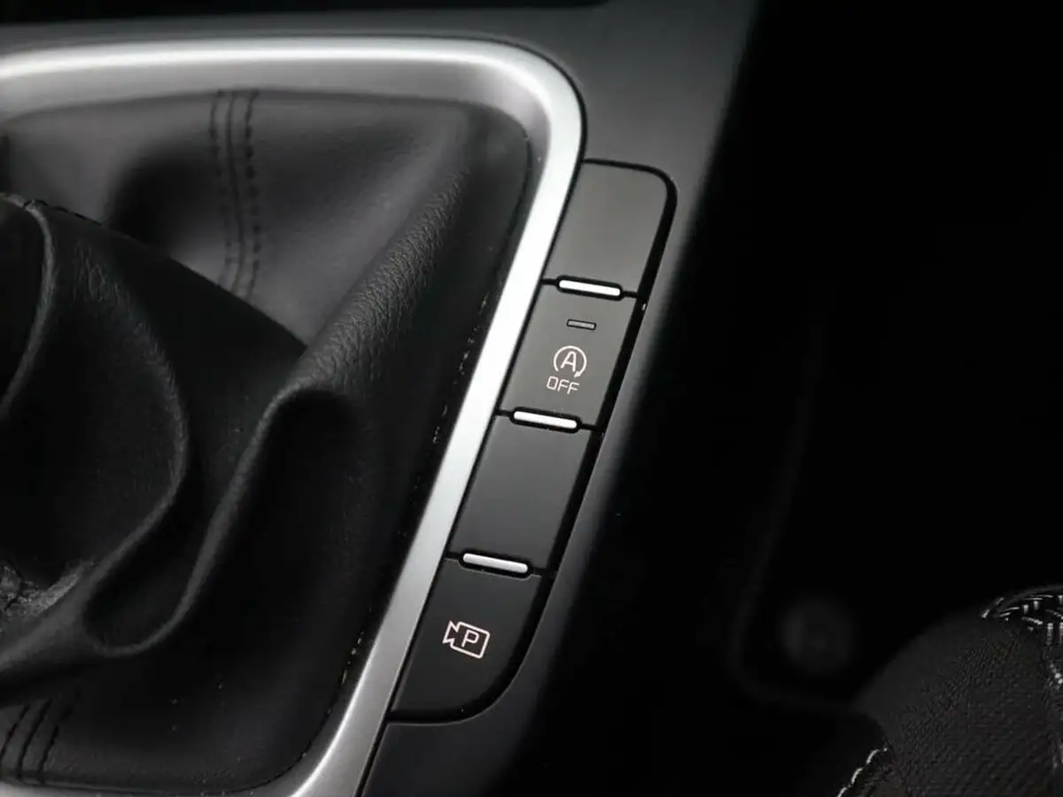2023-kia-xceed-15-t-gdi-2-158bhp-big-19