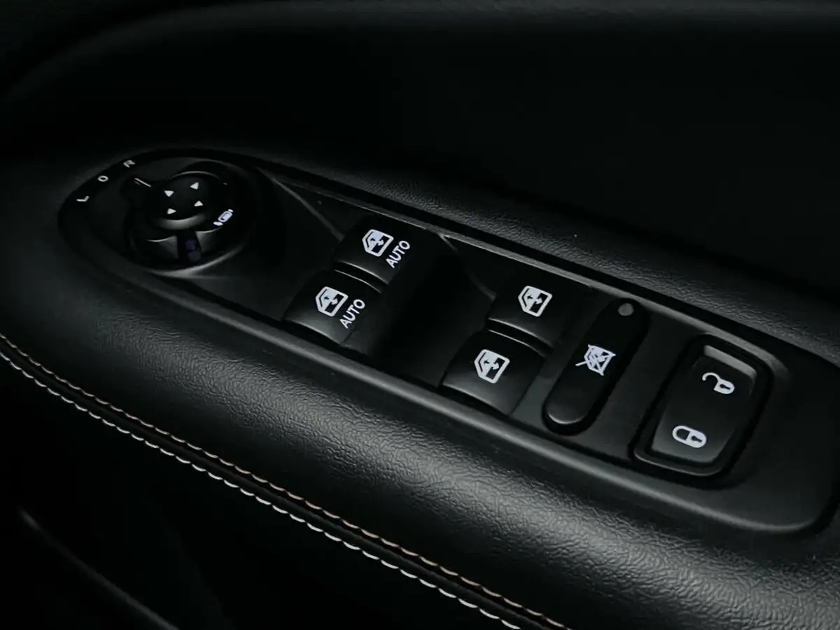 2021-jeep-compass-14-multiair-ii-longitude-168bhp-4x4-auto-big-21