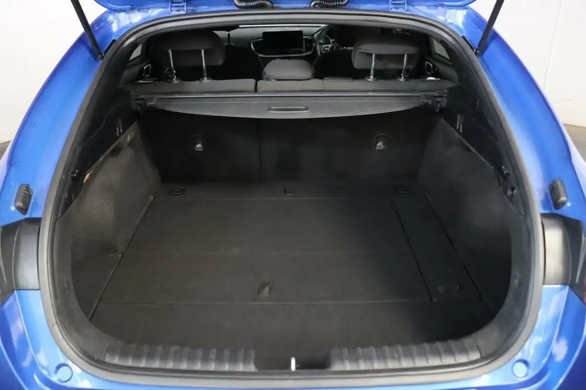 2022-kia-pro-ceed-15-t-gdi-gt-line-big-20