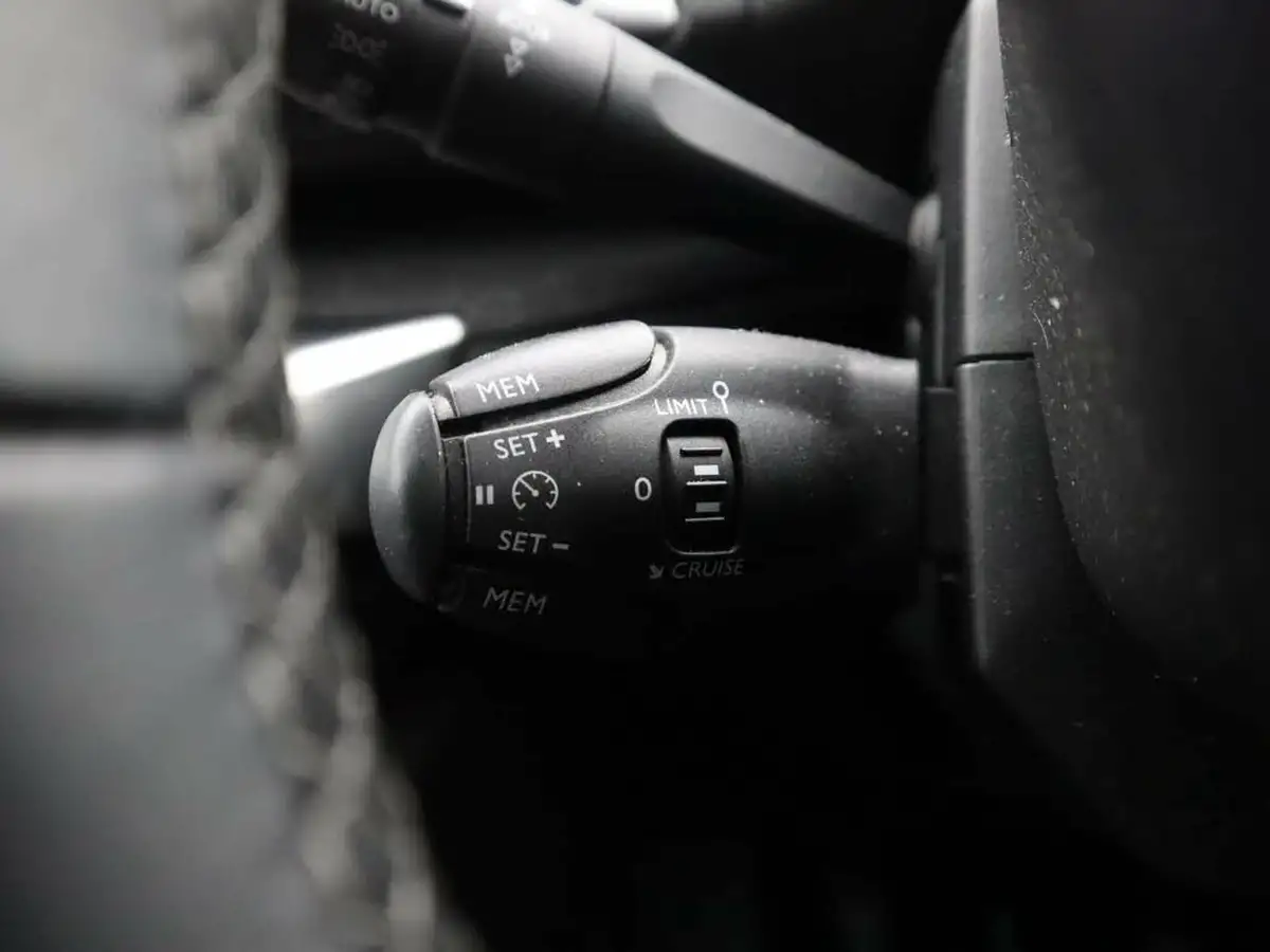2019-peugeot-3008-suv-15-bluehdi-allure-big-23