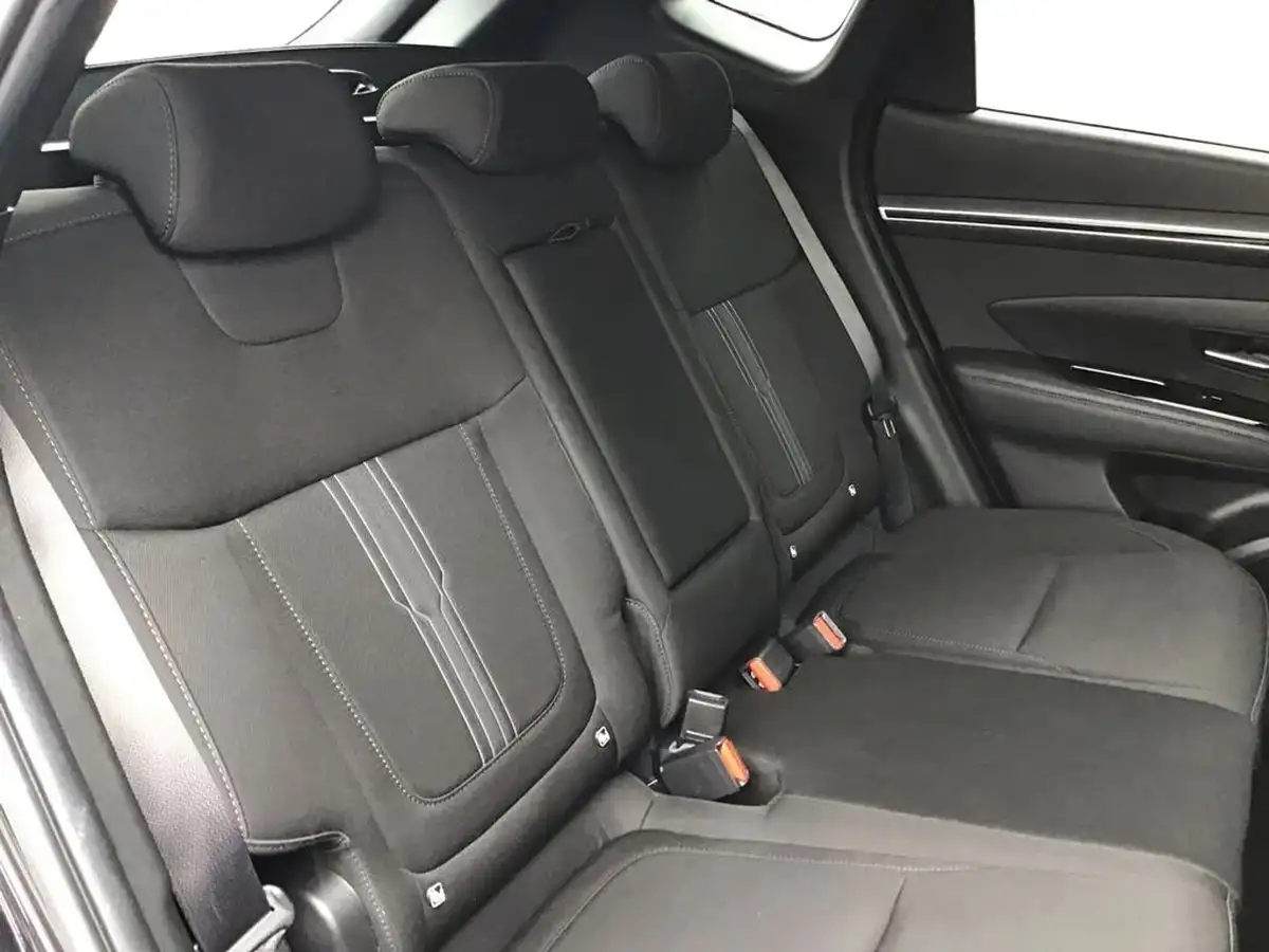 2021-hyundai-tucson-16-t-gdi-se-connect-230ps-hybrid-auto-big-8