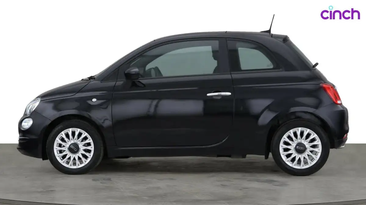 2021-fiat-500-10-lounge-big-3