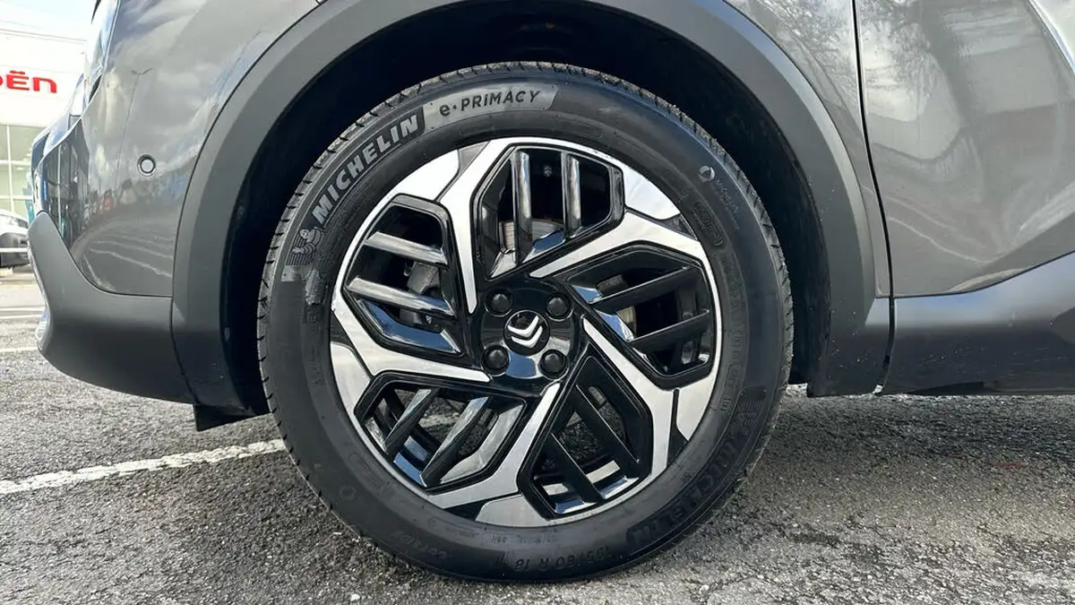 2024-citroen-c4-x-12-puretech-max-130ps-ss-eat8-big-13