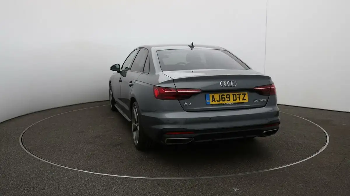 2020-audi-a4-20-35-tfsi-black-edition-s-tronic-big-54