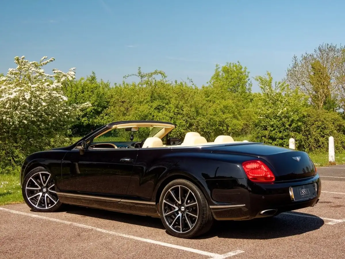 2009-bentley-continental-60-w12-gtc-big-11
