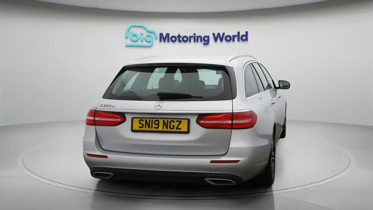 2019-mercedes-benz-e-class-20d-e220d-se-ss-estate-5d-big-6