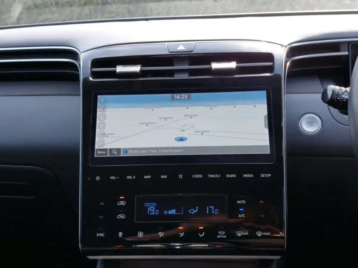 2022-hyundai-tucson-16-t-gdi-premium-150ps-big-9