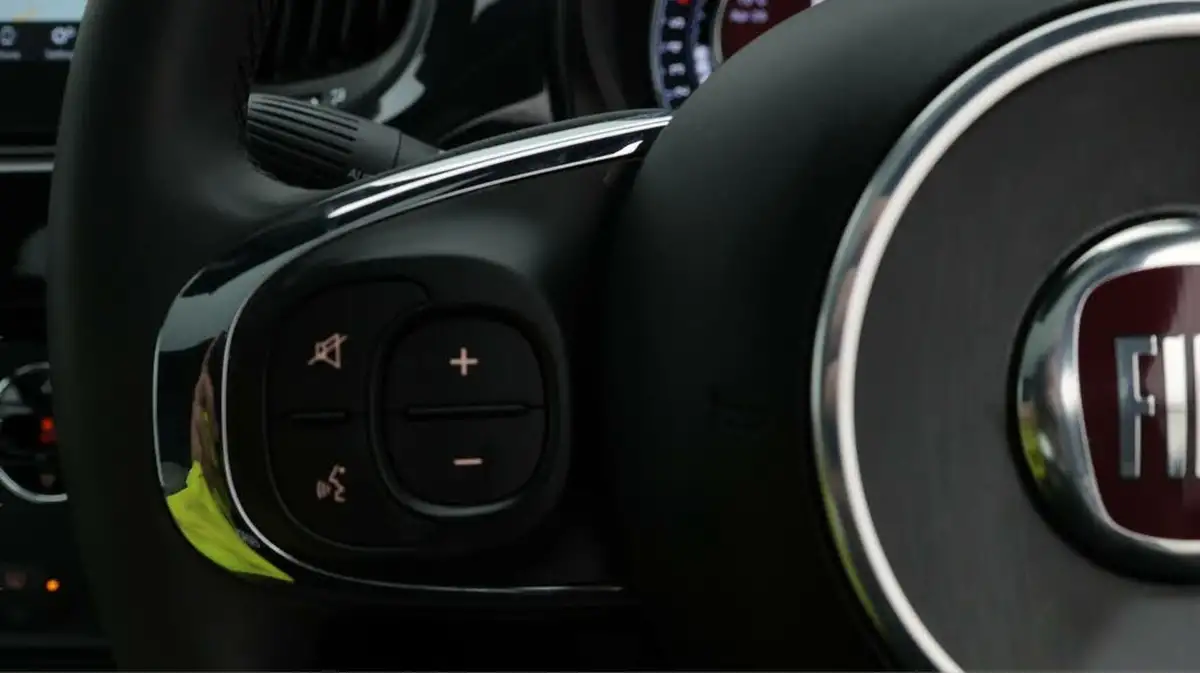 2022-fiat-500-10-dolcevita-plus-big-24