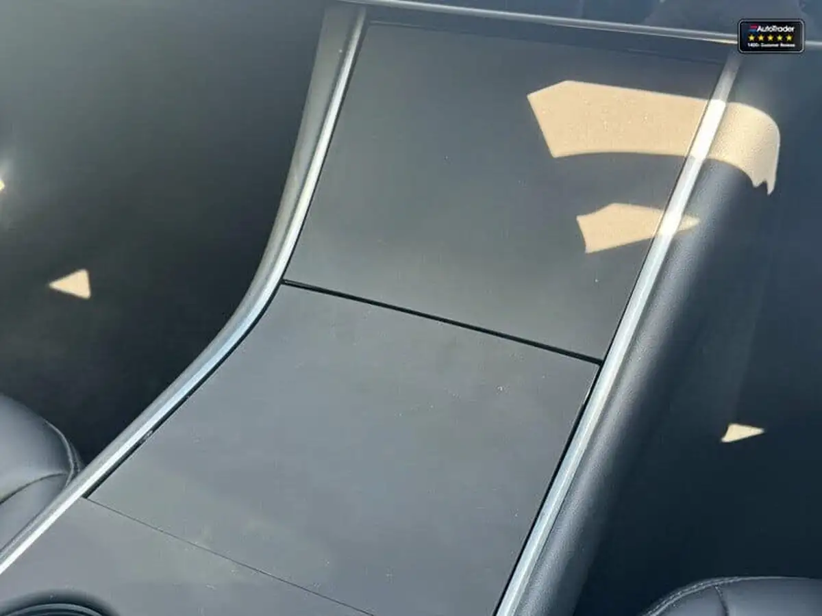 2020-tesla-model-3-e-long-range-big-27