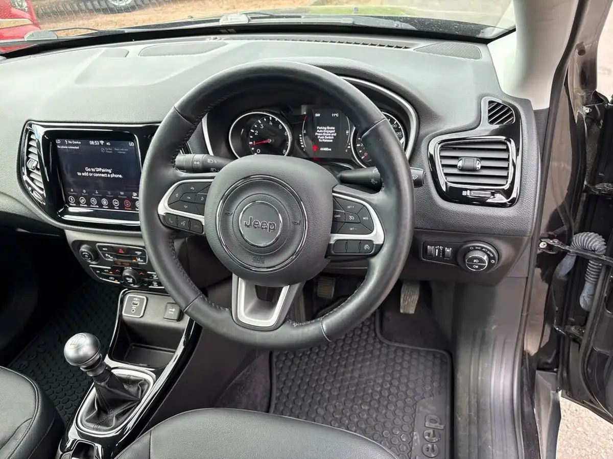 2021-jeep-compass-14-multiair-ii-night-eagle-big-22