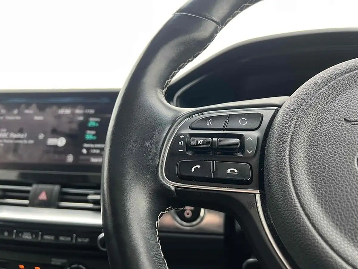 2021-kia-e-niro-ev-4-big-44