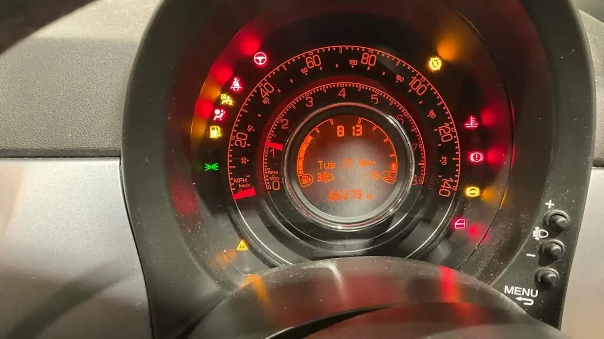 2014-fiat-500-12-s-big-9