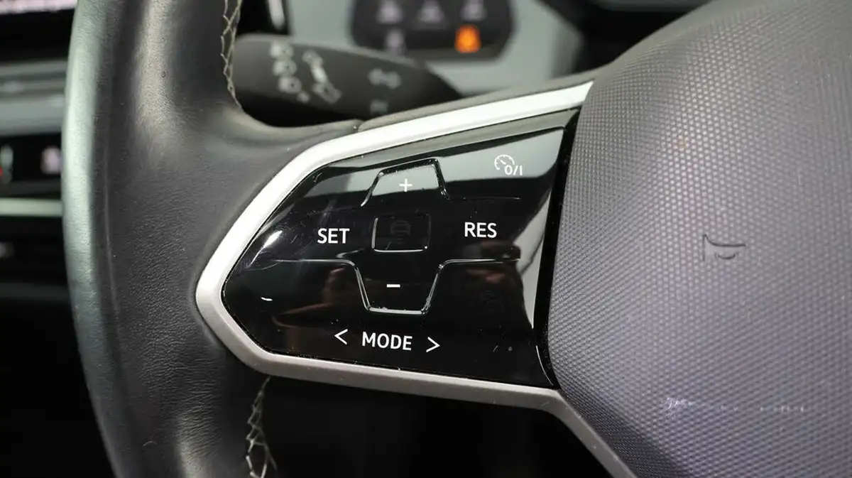 2022-volkswagen-id3-e-family-204ps-performance-big-22