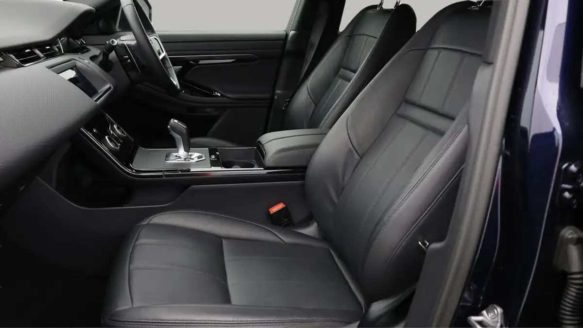 2022-land-rover-range-rover-evoque-15-p300e-r-dynamic-s-big-13