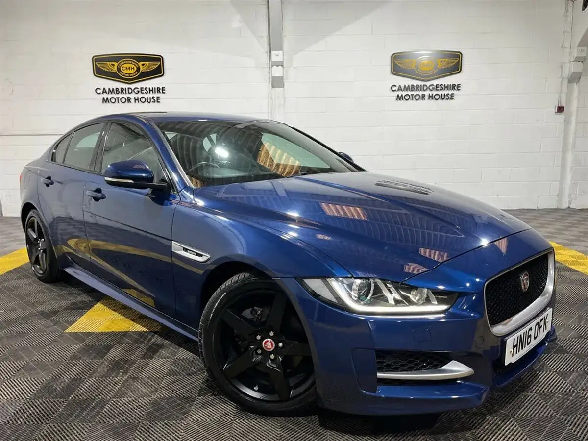 2016-jaguar-xe-20d-r-sport-180ps-auto-big-0