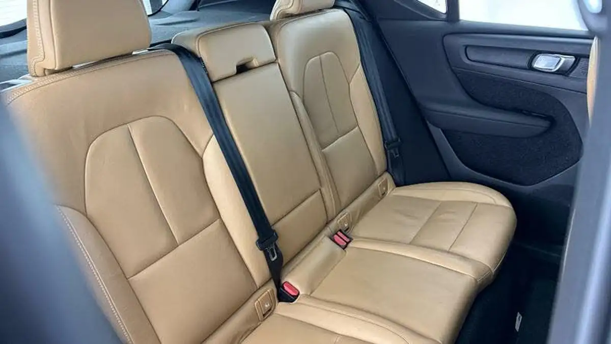 2020-volvo-xc40-20-t4-inscription-pro-big-15