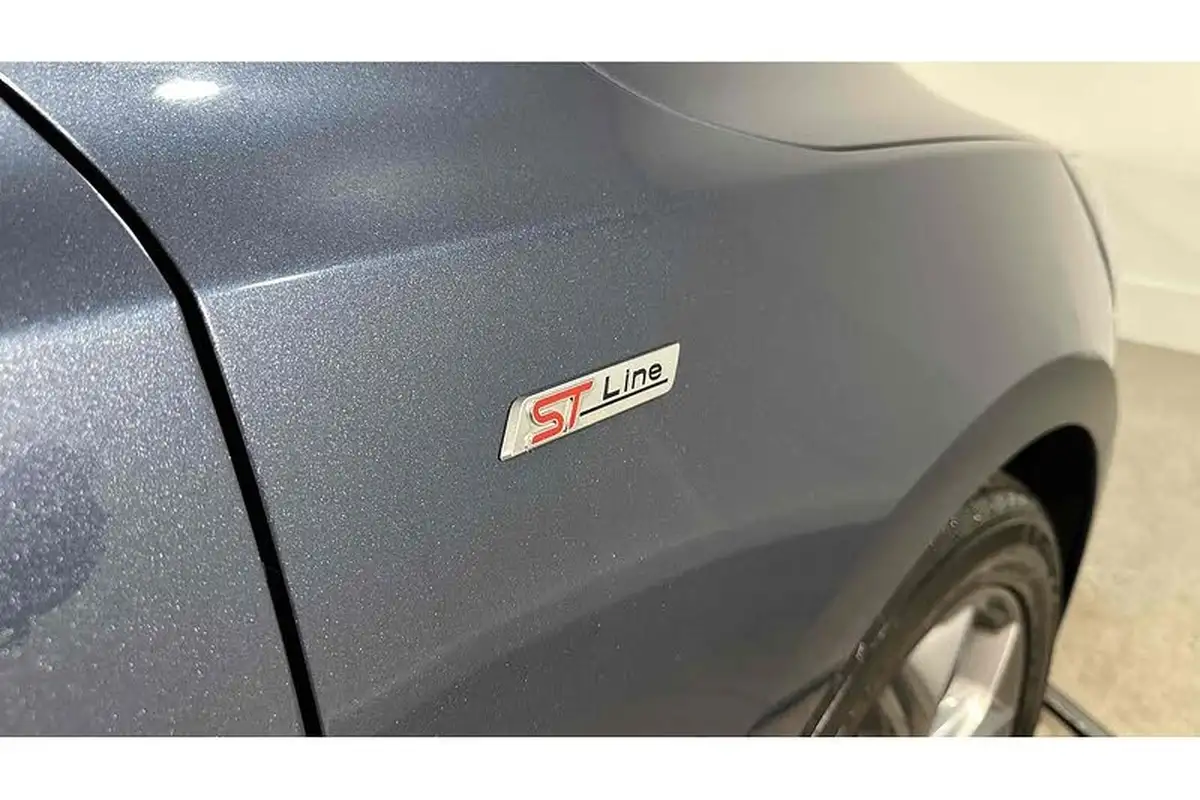 2020-ford-focus-10t-st-line-edition-125ps-hybrid-mhev-hatchback-big-13