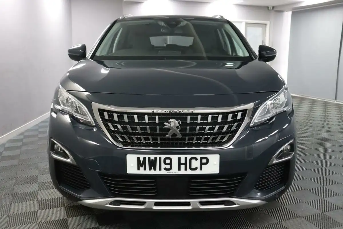 2019-peugeot-3008-suv-12-puretech-allure-big-1