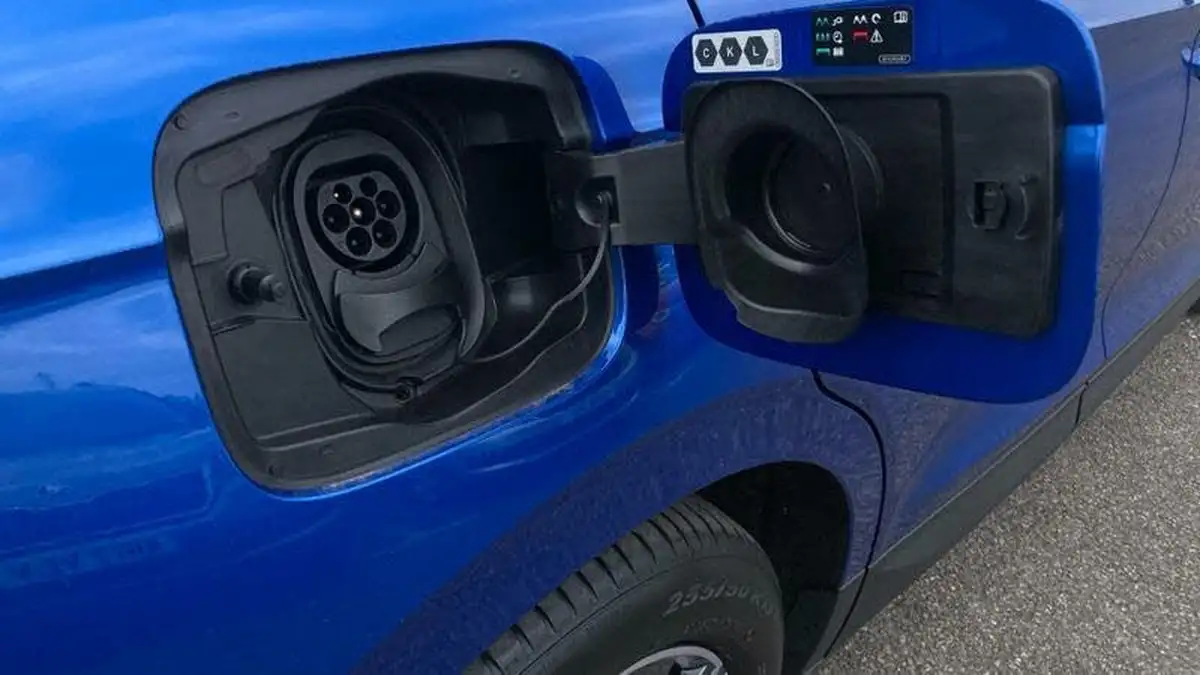 2022-skoda-enyaq-e-80-82-kwh-big-14