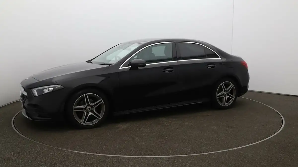 2020-mercedes-benz-a-class-15d-a180d-amg-line-saloon-4d-7g-dct-big-58