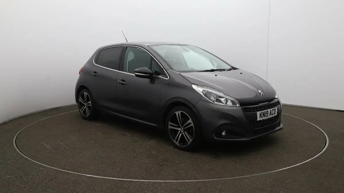 2019-peugeot-208-12-puretech-gt-line-110bhp-big-36