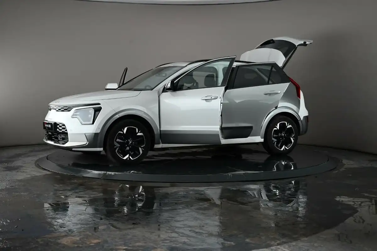 2022-kia-niro-ev-e-4-big-42