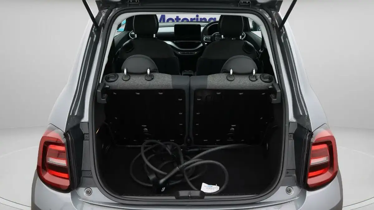 2022-fiat-500-e-icon-117bhp-big-17