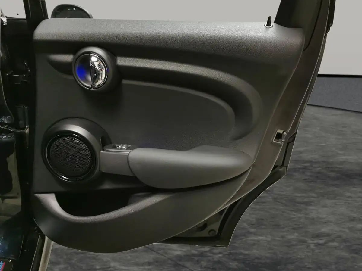 2020-mini-cooper-15-cooper-sport-hatchback-5d-big-24